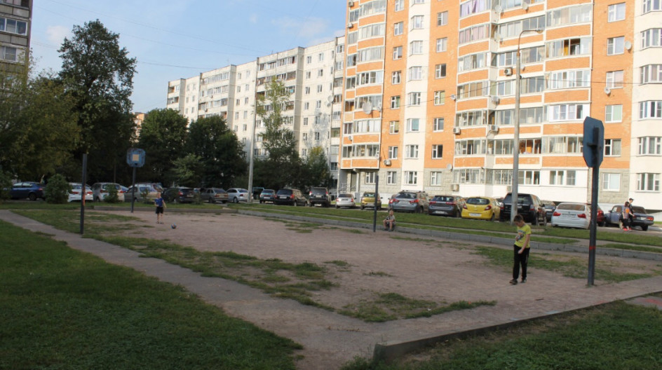 Депутаты проверили детскую площадку после реконструеции