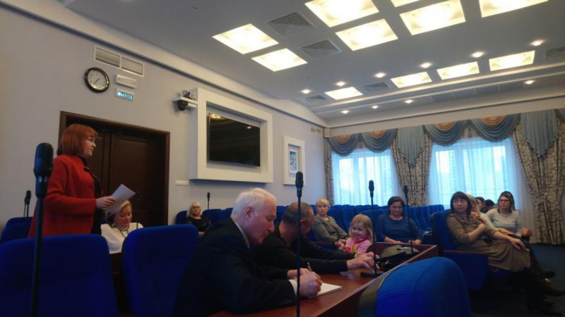 В Совете депутатов обсудили вопросы поддержки многодетных семей